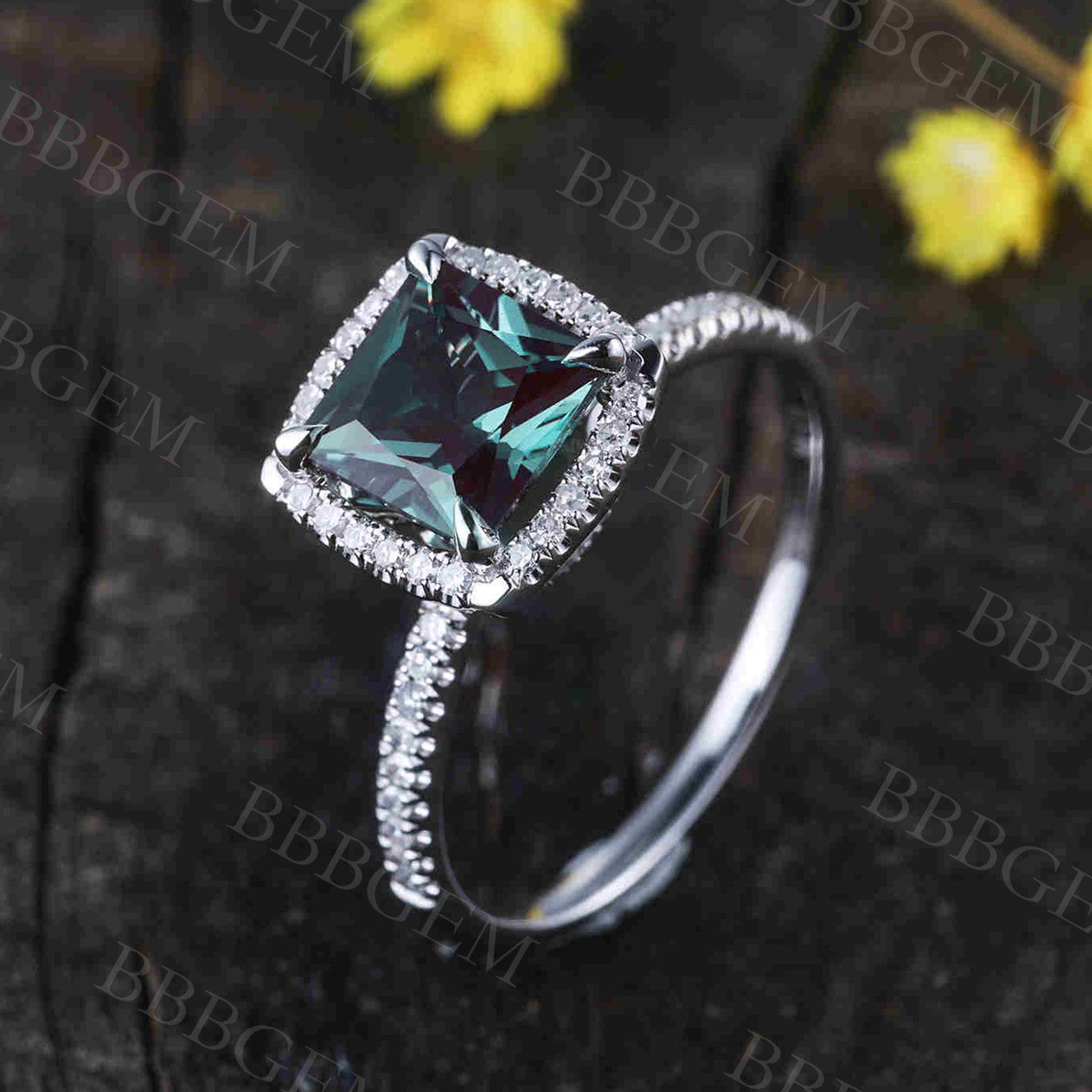 Princess Cut Alexandrite Diamond Engagement Ring 04