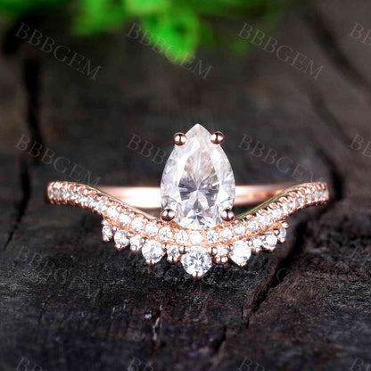 14K/18K Gold Luxe Pear Shaped Moissanite Engagement Ring Art Deco Style