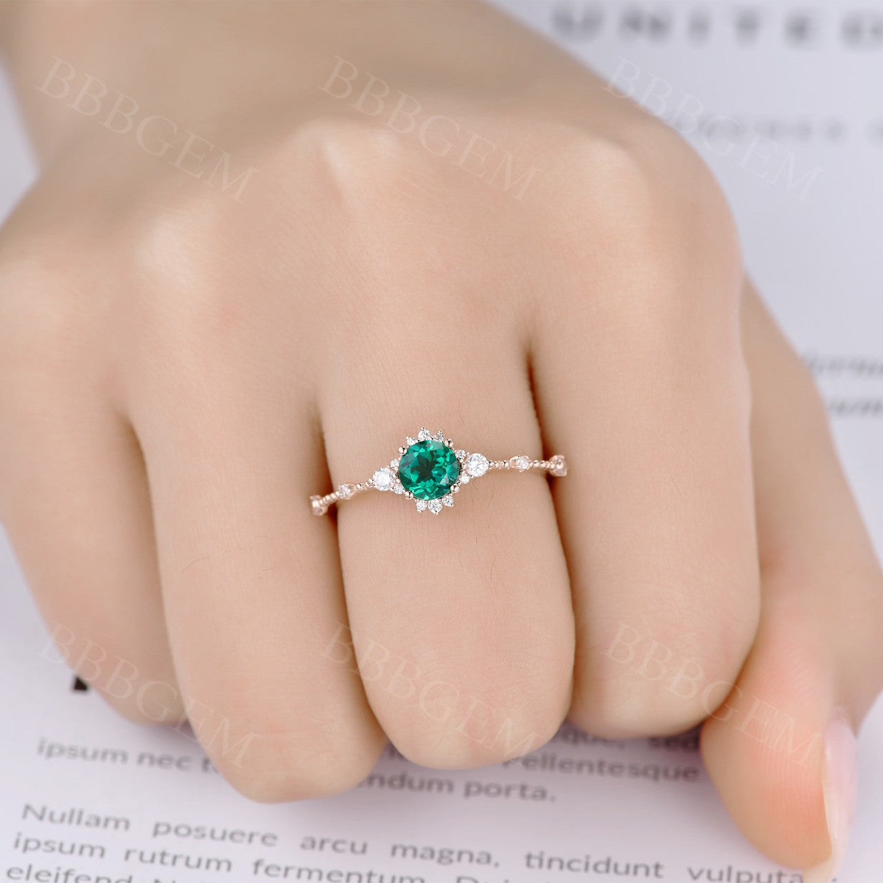 emerald gold wedding ring