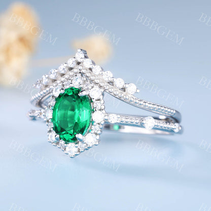 Columbia Emerald Bridal Set Unique Engagement Ring Green Gemstone Ring