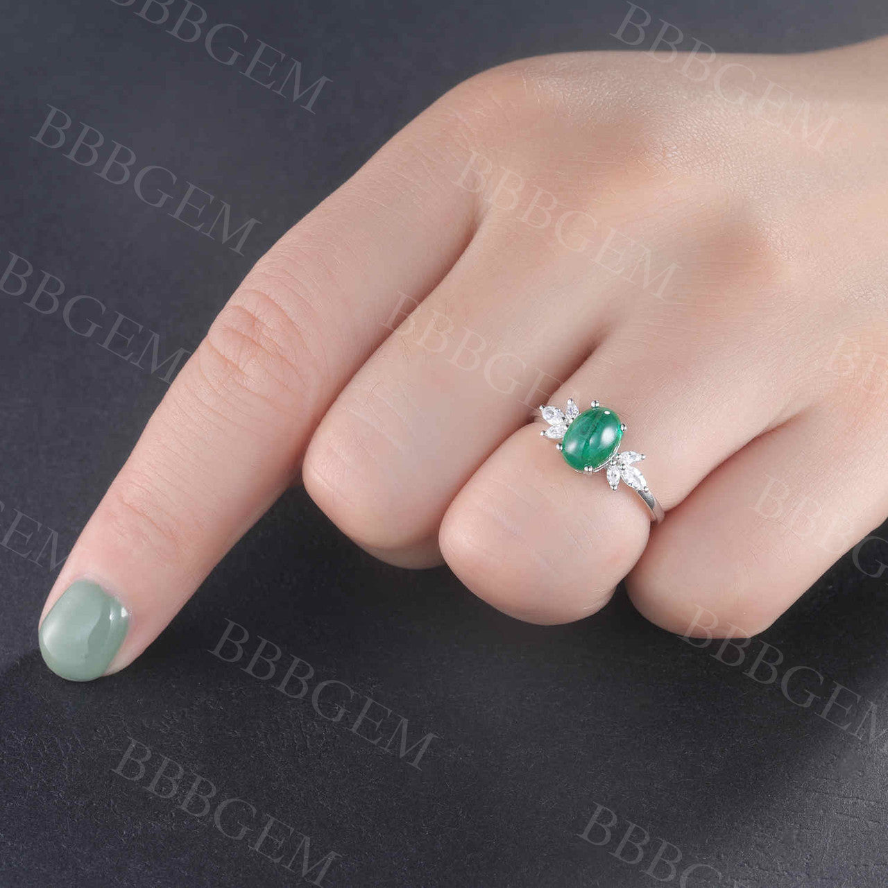 Natural vintage emerald engagement ring 01