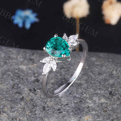 Green Emerald Engagement Ring 02