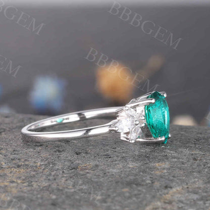 Green Emerald Engagement Ring 04