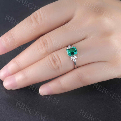 Emerald Cut Emerald Ring 01