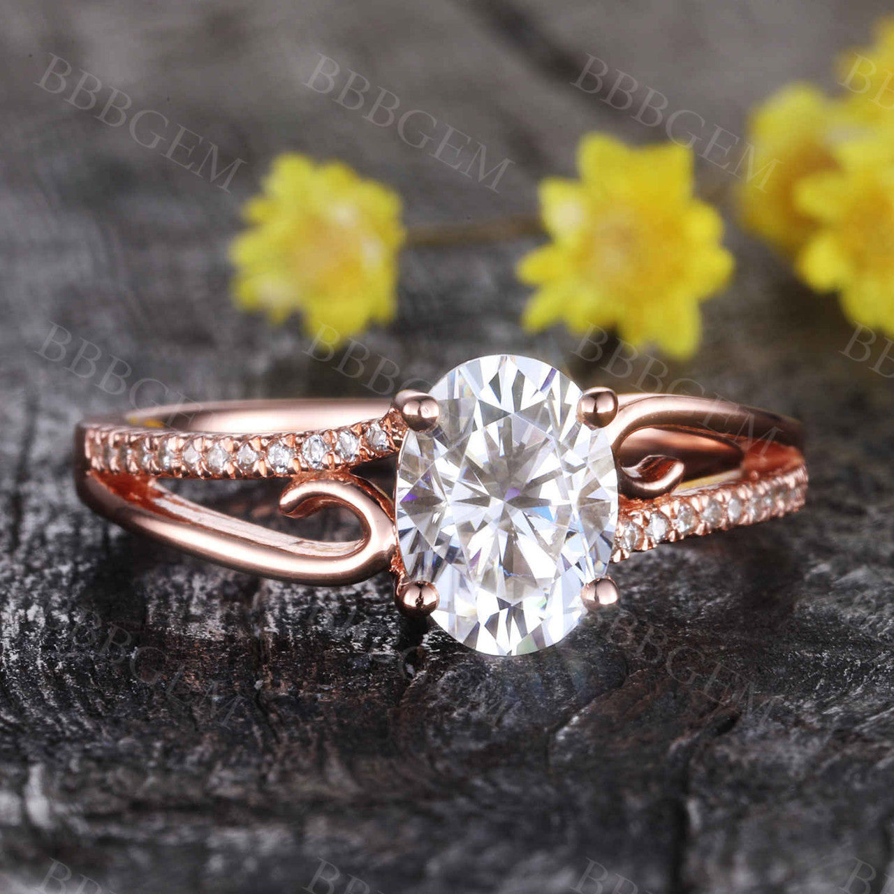 Vintage Moissanite Engagement Ring Antique Curve Solitaire Ring