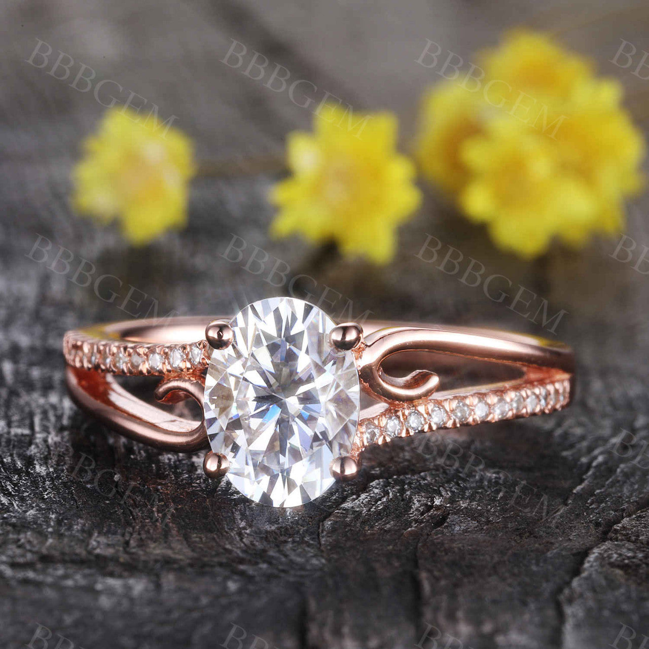 Vintage Moissanite Engagement Ring Antique Curve Solitaire Ring