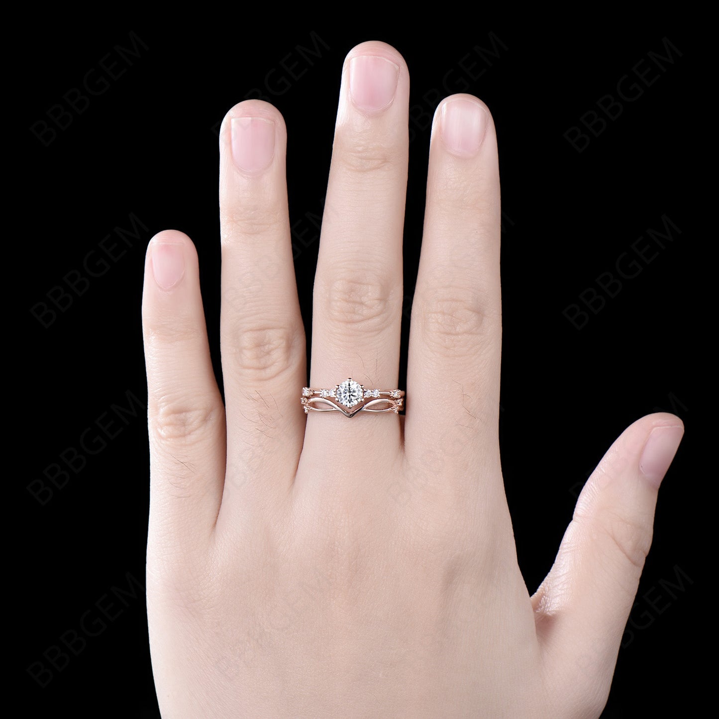 5mm Round Moissanite Engagement Ring Curved Bridal Ring Set