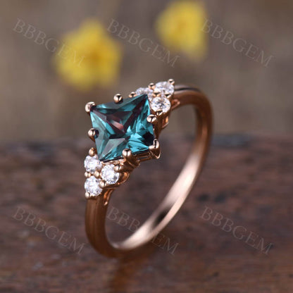 Alexandrite Birthstone Rings-BBBGEM Alexandrite Engagement Ring