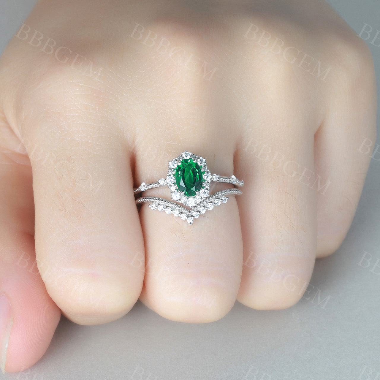 Columbia Emerald Bridal Set Unique Engagement Ring Green Gemstone Ring