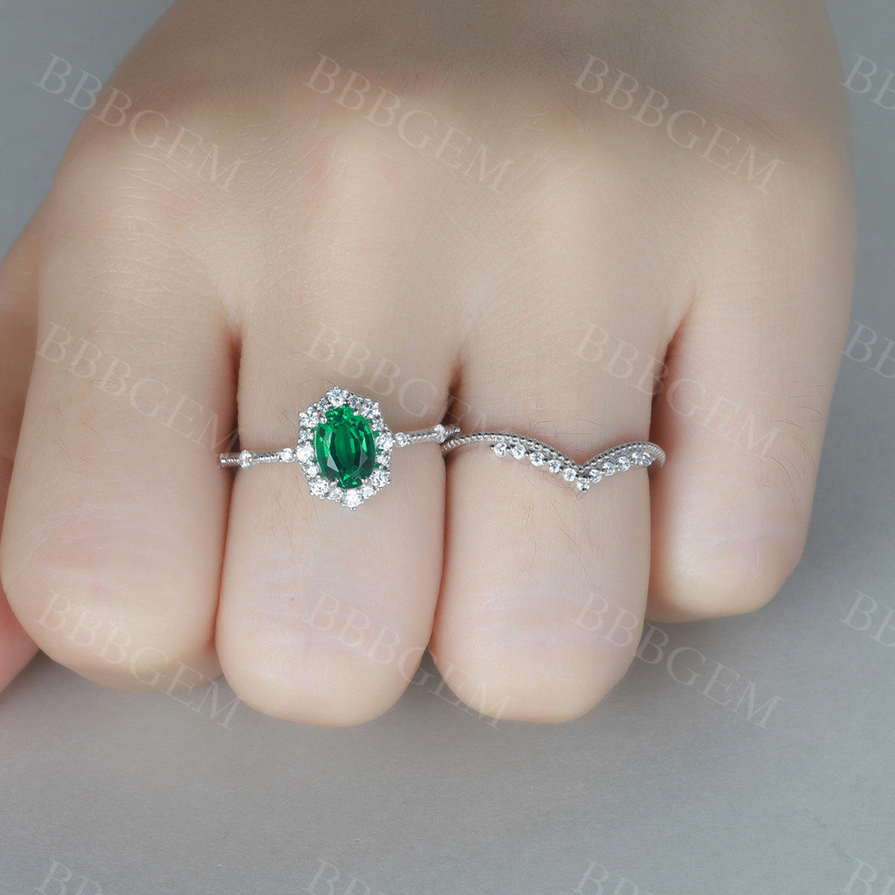 Columbia Emerald Bridal Set Unique Engagement Ring Green Gemstone Ring