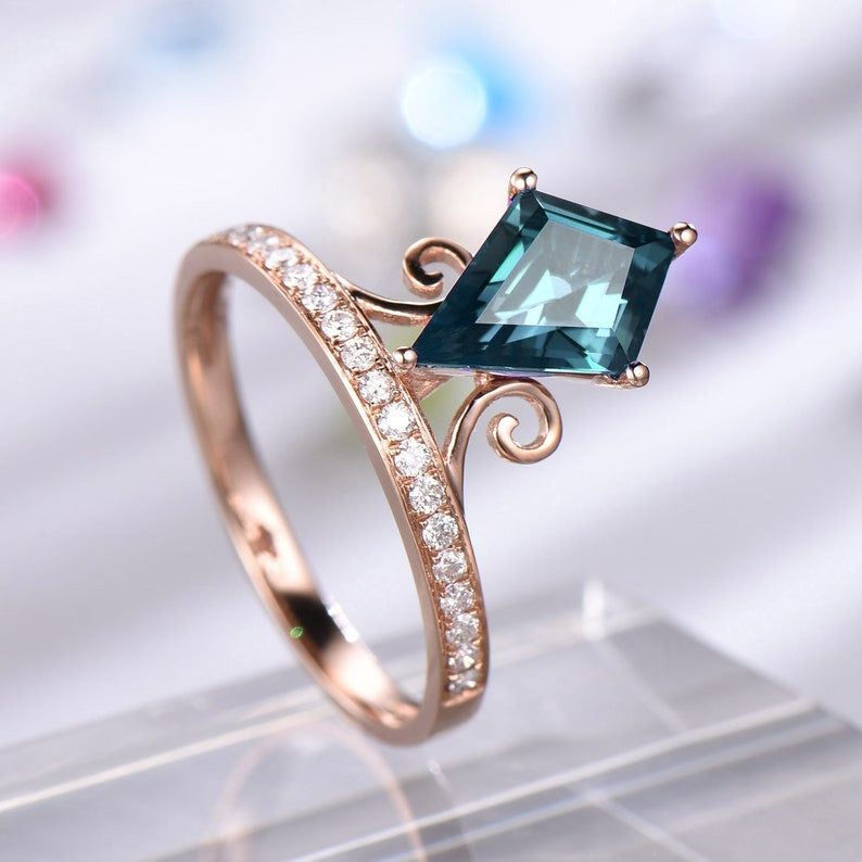 Alexandrite Promise Ring-BBBGEM Alexandrite Engagement Ring