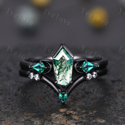 Gothic Coffin Cut Moss Agate Engagement Ring Set,Unique Natural Agate Ring,Kite Emerald Ring,Black Gold Moon Band Promise Gift Bridal Set