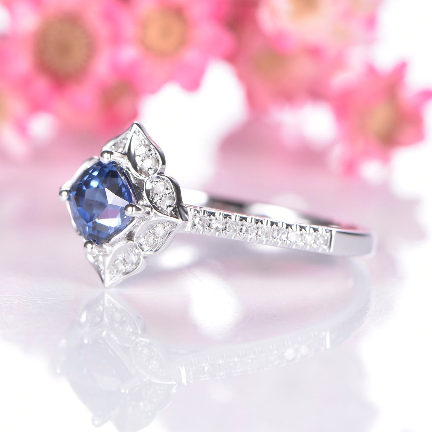 Vintage sapphire engagement ring white gold blue sapphire ring for women antique Unique Halo Diamond wedding band promise anniversary ring