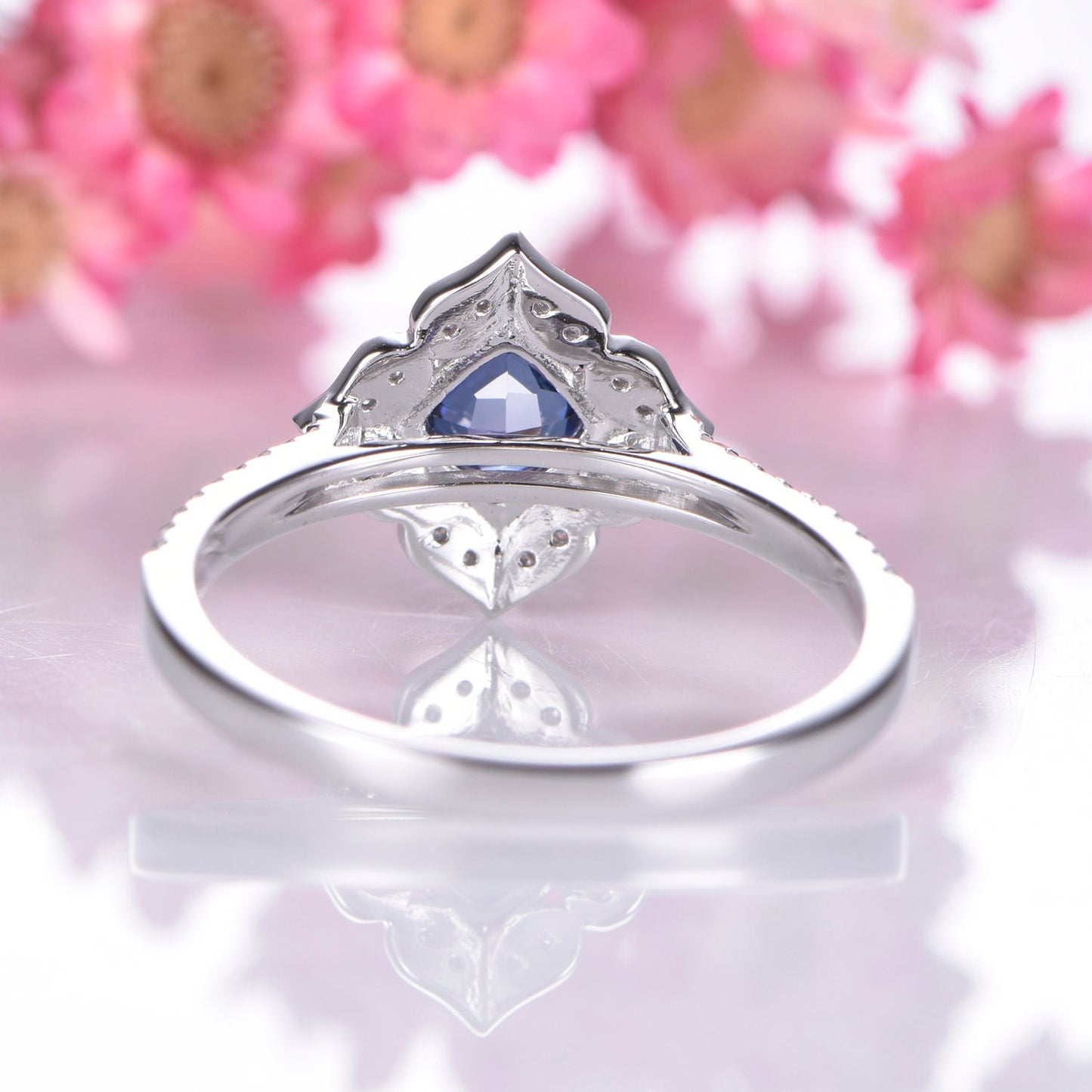 Vintage sapphire engagement ring white gold blue sapphire ring for women antique Unique Halo Diamond wedding band promise anniversary ring