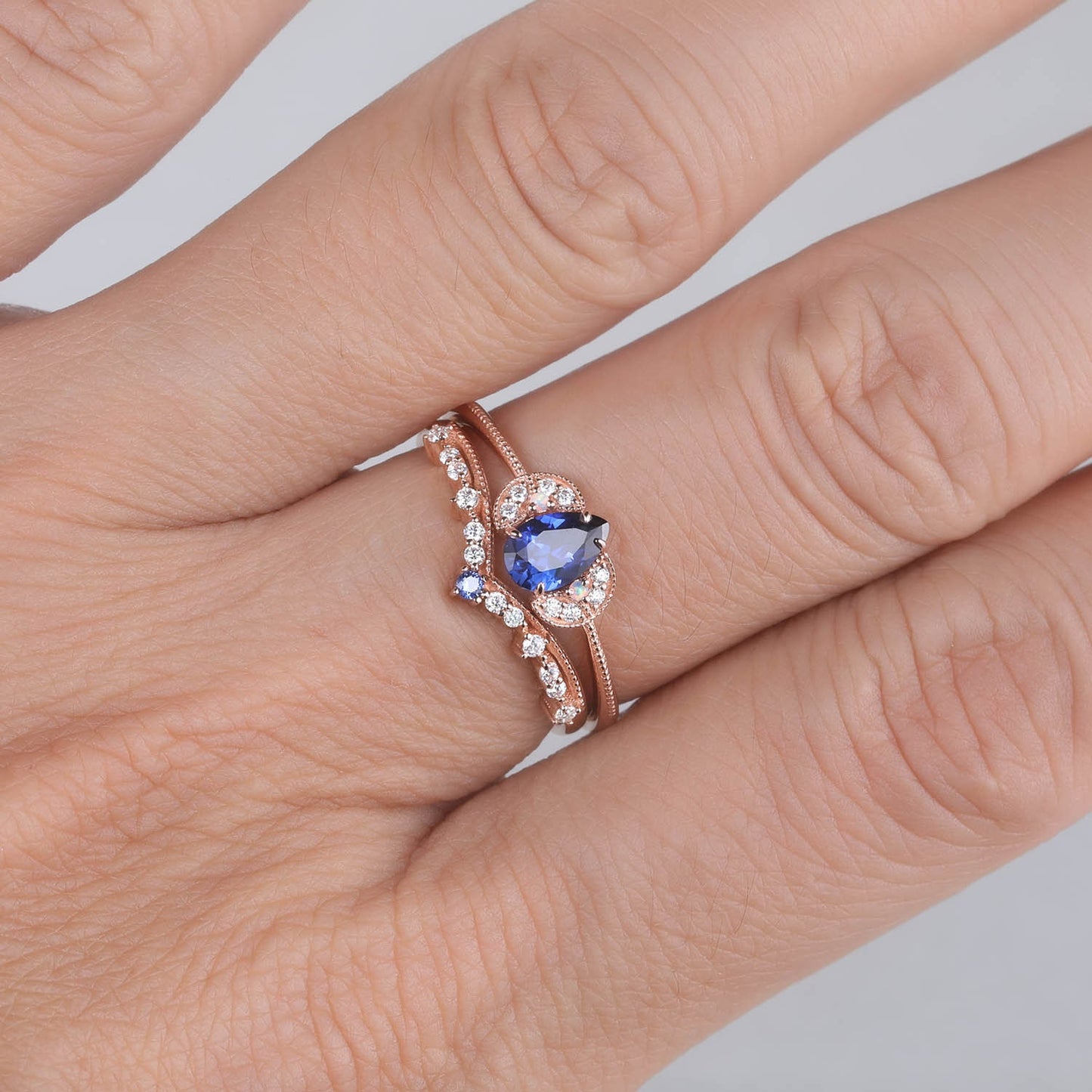 Sapphire Engagement Ring Blue Sapphire Wedding Ring Set Diamond Stackable Ring 14k Rose Gold Diamond Matchng Band Pear Shaped Sapphire