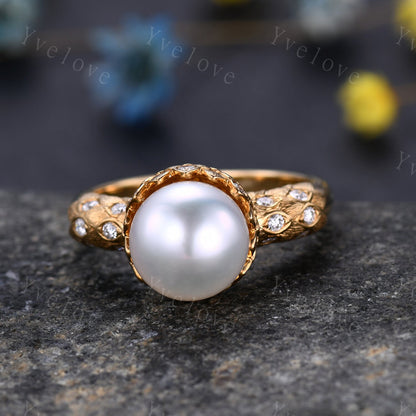 9mm Exquisite  Fresh Pearl Engagement Ring,Mother of Pearls,Natural Stone,Diamond Wedding band,Lotus ring,Statement ring,Her Wedding Jewelry