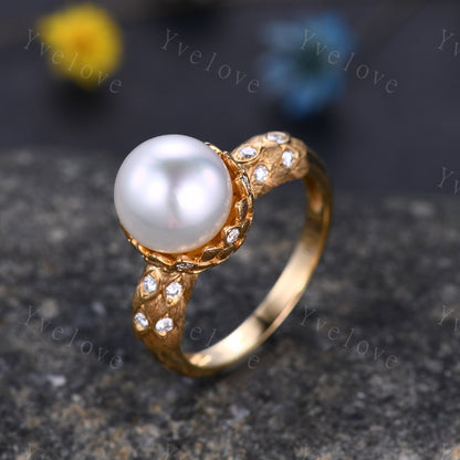 9mm Exquisite  Fresh Pearl Engagement Ring,Mother of Pearls,Natural Stone,Diamond Wedding band,Lotus ring,Statement ring,Her Wedding Jewelry