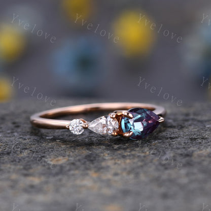 Vintage Alexandrite Engagement Ring,Pear Cut Gems,Art Deco Moissanite Wedding Band,3 Stone Unique Women Bridal Promise Ring,Sterling Silver