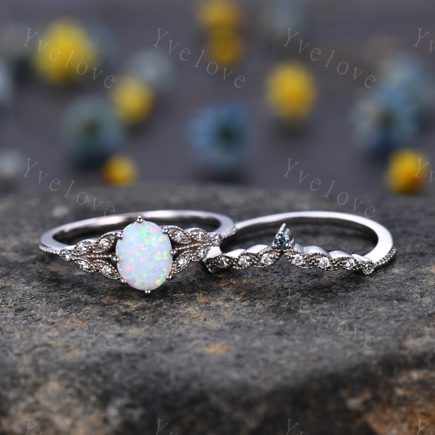 Vintage White Opal Ring Set,Round Cut Opal Ring,Oval Opal Engagement Ring Set,Diamond Wedding Ring 14K White Gold Ring Color-changing Band