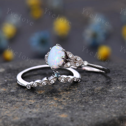 Vintage White Opal Ring Set,Round Cut Opal Ring,Oval Opal Engagement Ring Set,Diamond Wedding Ring 14K White Gold Ring Color-changing Band