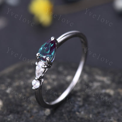 Vintage Alexandrite Engagement Ring,14K White Gold,Pear Cut Gems,Art Deco Moissanite Wedding Band,3 Stone Unique Women Bridal Promise Ring