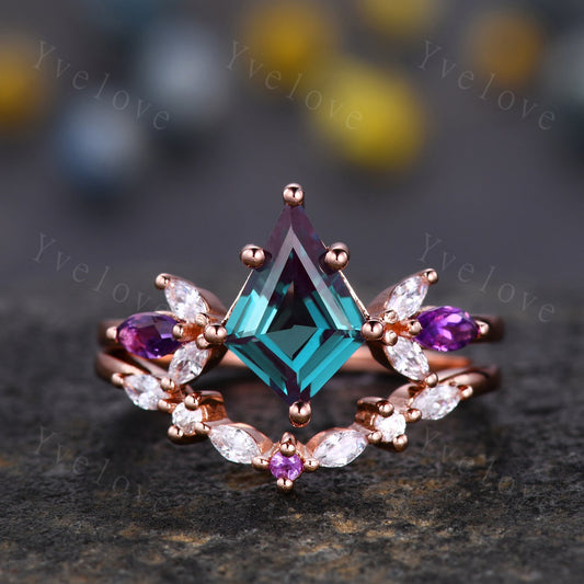 Vintage Kite Cut Alexandrite Engagement Ring Rose Gold Women Unique Moissanite Amethyst Gem Matching Band Promise Bridal Stacking Ring Set