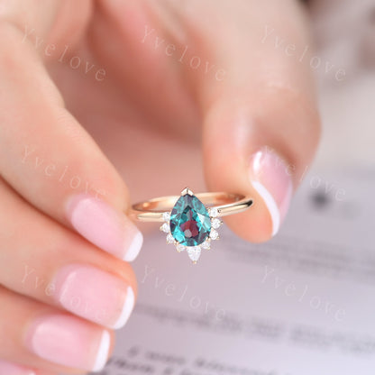 Vintage Pear Shaped Alexandrite Engagement Ring,Rose Gold Ring Art Deco Moissanite Ring Diamond Wedding Ring Unique Anniversary Ring Gift