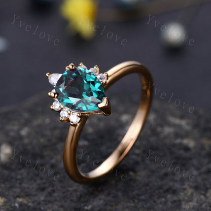 Vintage Pear Shaped Alexandrite Engagement Ring,Rose Gold Ring Art Deco Moissanite Ring Diamond Wedding Ring Unique Anniversary Ring Gift