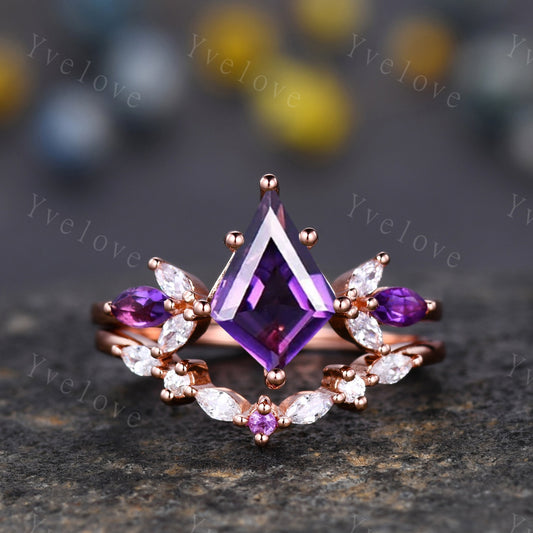 Vintage Kite Shaped Amethyst Engagement Ring Rose Gold Women Unique Moissanite Amethyst Gem Matching Band Promise Bridal Stacking Ring Set