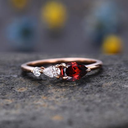 Vintage Red Garnet Engagement Ring,Pear Cut Gems,Art Deco Moissanite Wedding Band,3 Stone Unique Women Bridal Promise Ring,Rose gold ring