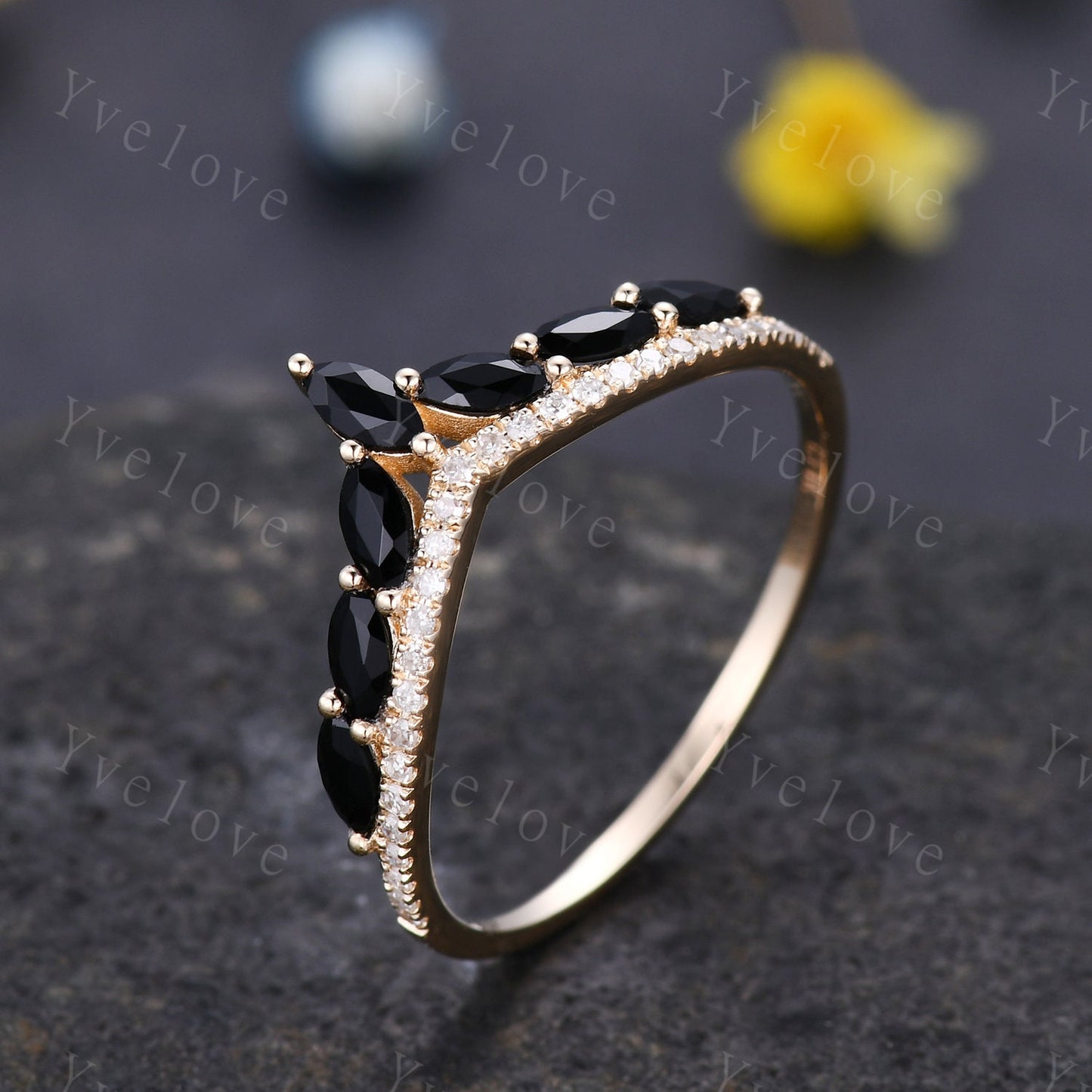 Unique Black Onyx wedding ring,Black gem wedding band,Marquise black onyx ring,Curved V stacking rings,Diamond Ring,Vintage 14k  gold ring