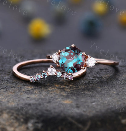 Alexandrite Engagement Ring Set Curved Crown Diamond/Moissanite Matching Band Color change alexandrite Ring Set Rose Gold Bridal Wedding Set