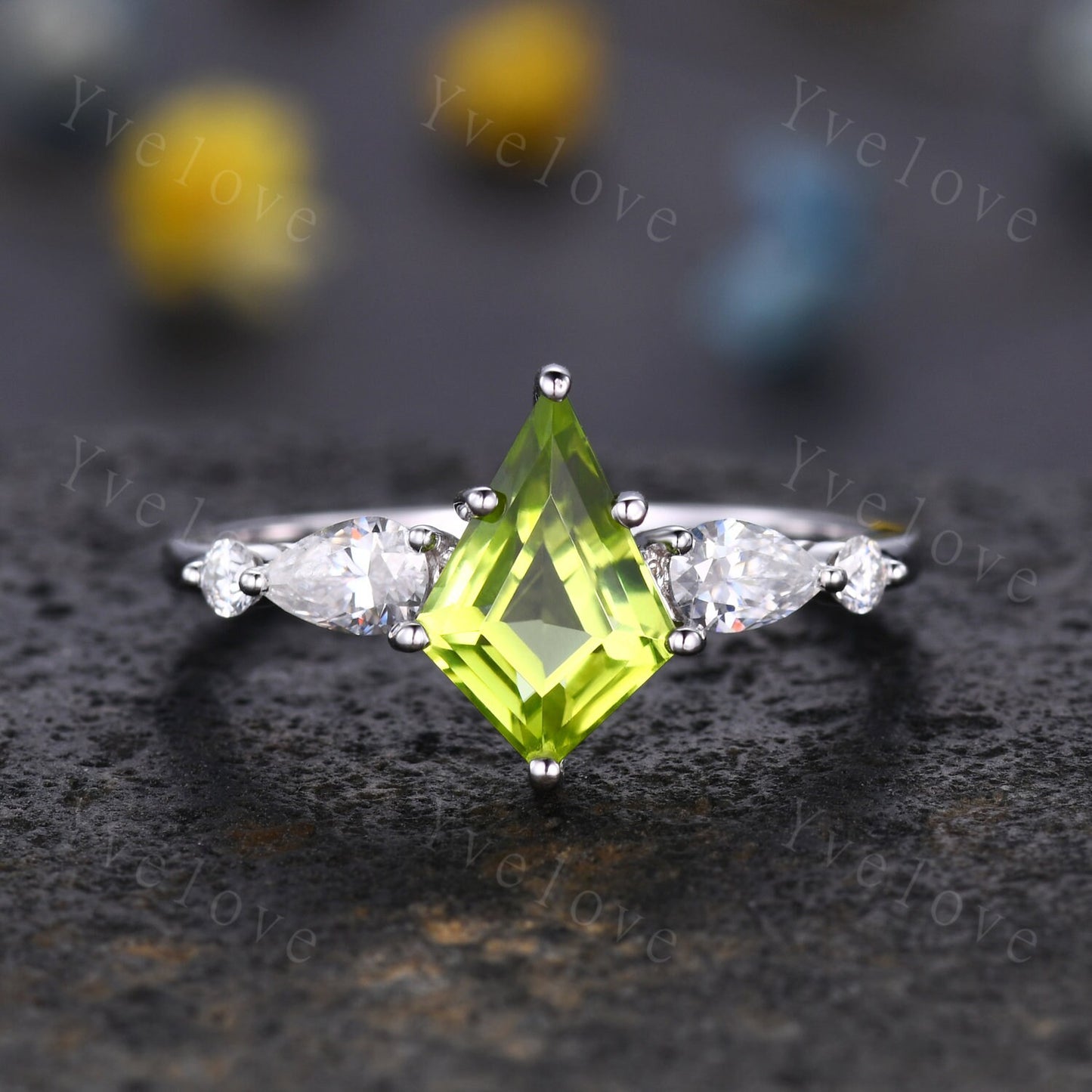 Vintage Kite Shaped Peridot Ring,Sterling Silver Ring Set,Peridot Engagement Ring,Promise Ring,Green Gemstone,Anniversary Ring Gift For Her