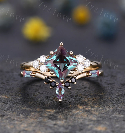 2PCS Vintage Unique Princess Cut Alexandrite Engagement Ring Set,Black Spinel Ring,June birthtone,14k solid gold,Women Unique Ring Set Gift