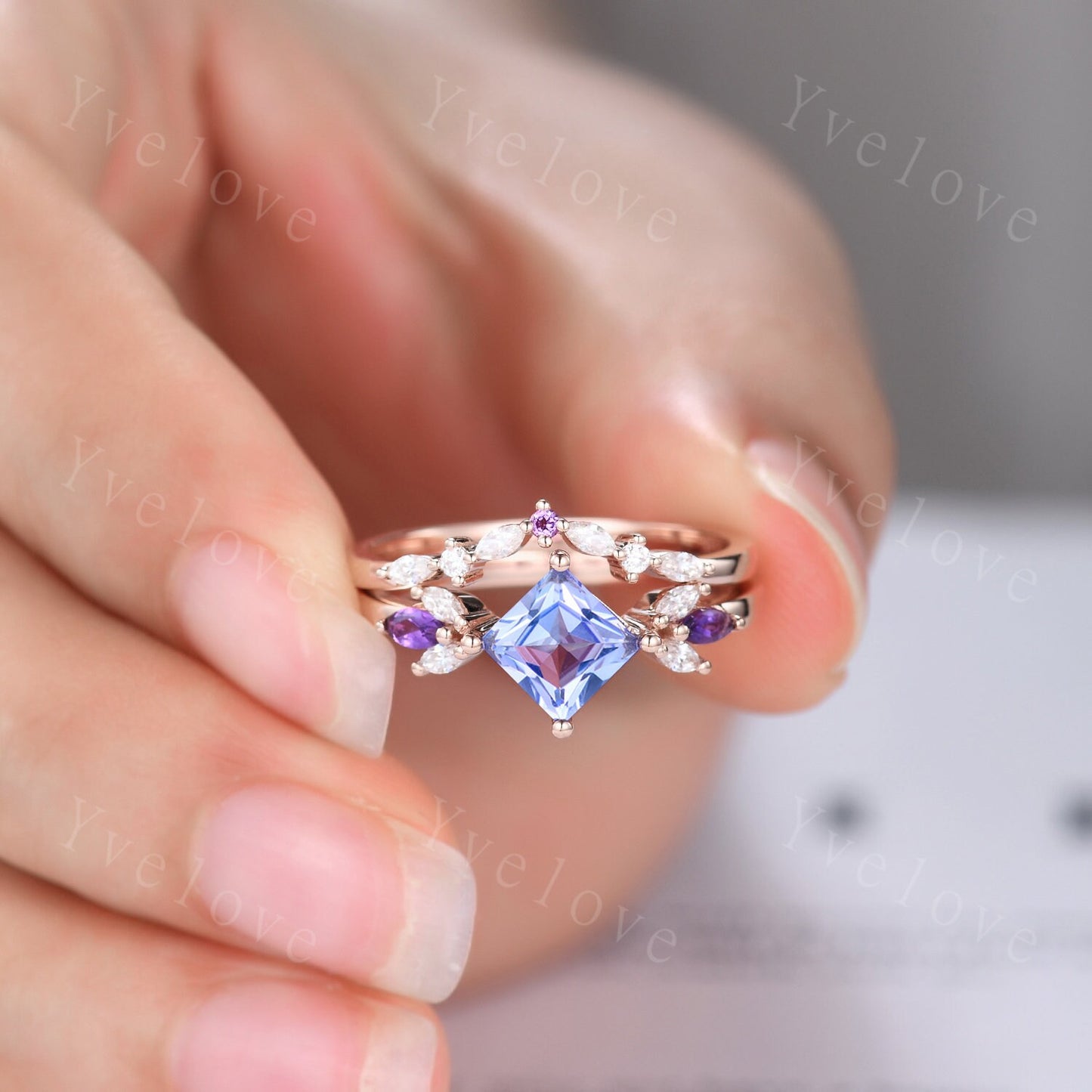 Vintage Princess Cut Tanzanite Engagement Ring Set Rose Gold Women Moissanite Amethyst Gem Matching Band Promise Bridal Stacking Ring Set