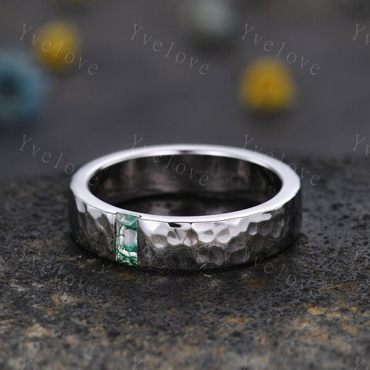 Mens Moss agate Wedding Band Baguette Cut Green Agate Band 5mm Silver Ring Mens Hammered Stacking Matching Band Retro Vintage Ring Gift
