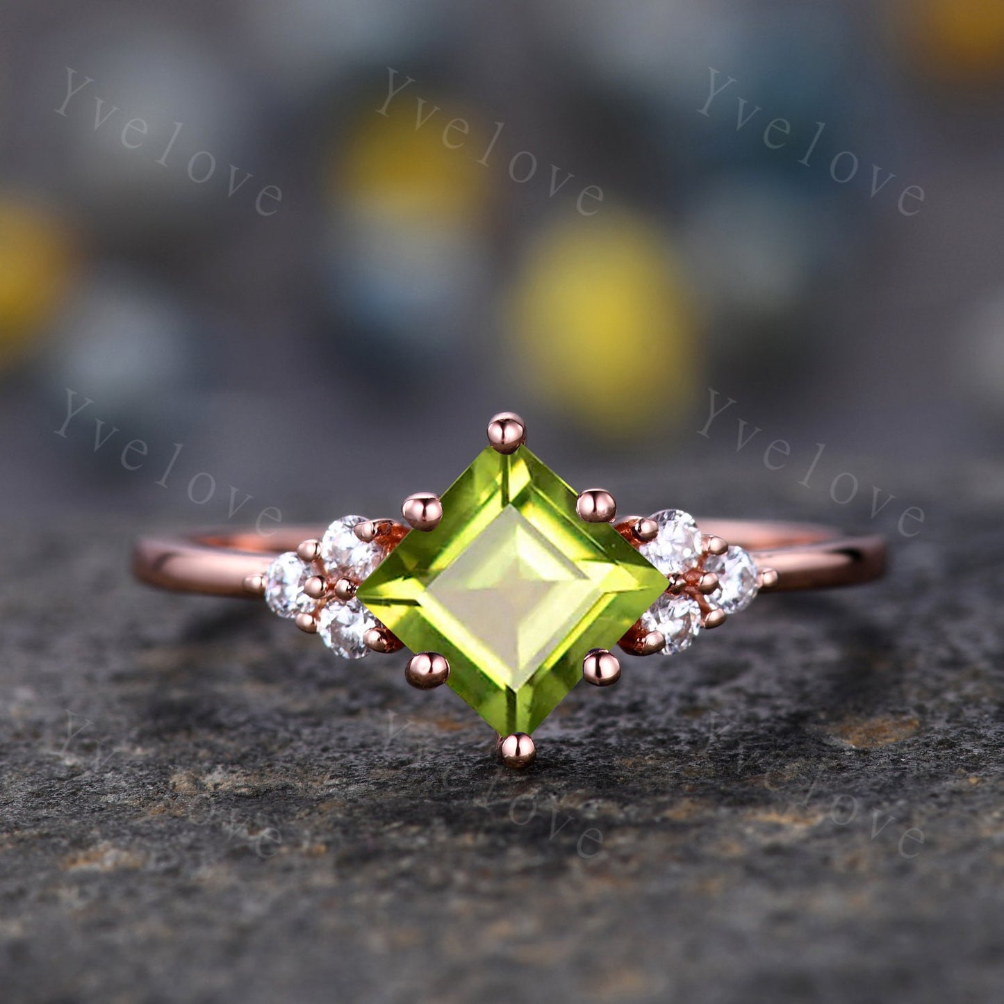 Vintage Peridot Ring Set,Unique Princess Cut Peridot Engagement Ring,Moissanite Matching band,August birthstone,rose gold,Women Bridal Ring