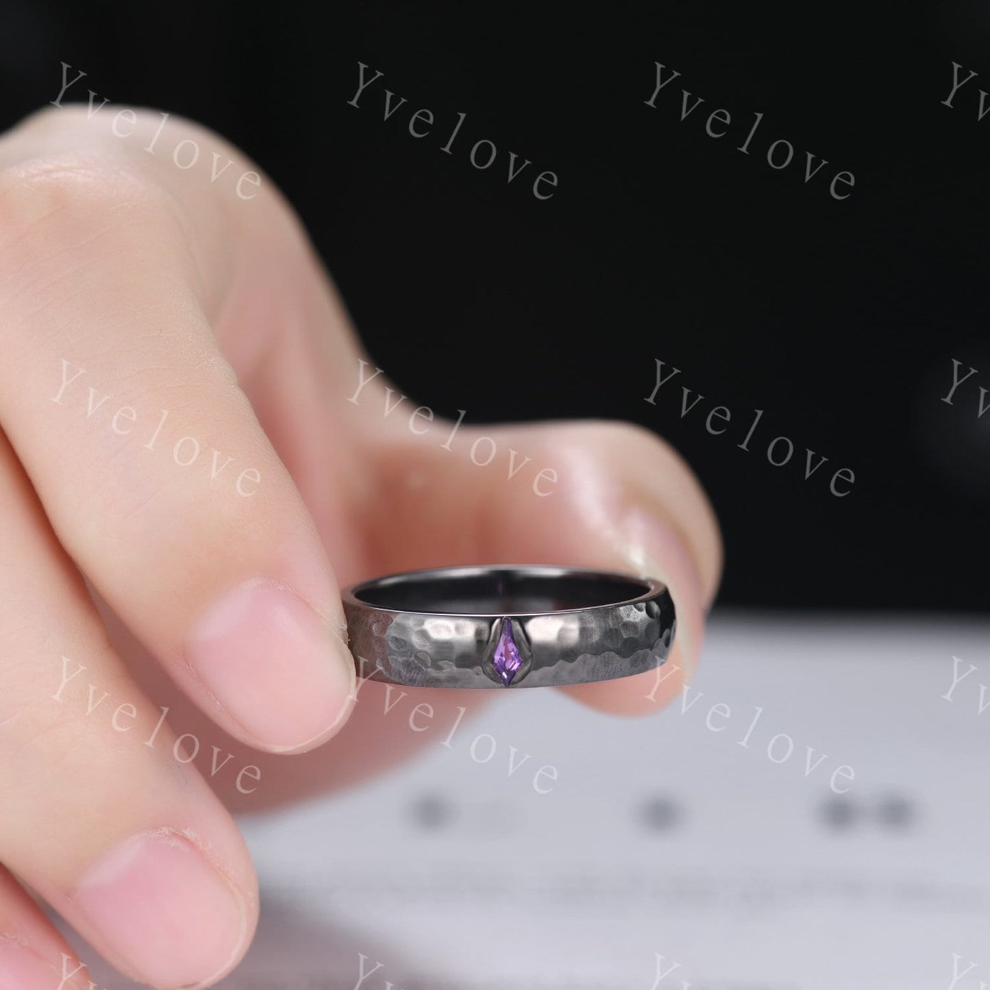 Mens Kite Amethyst Wedding Band Retro Black Gold Ring Mens Hammered Stackable Matching Ring February Birthstone Vintage Ring Gift For Him