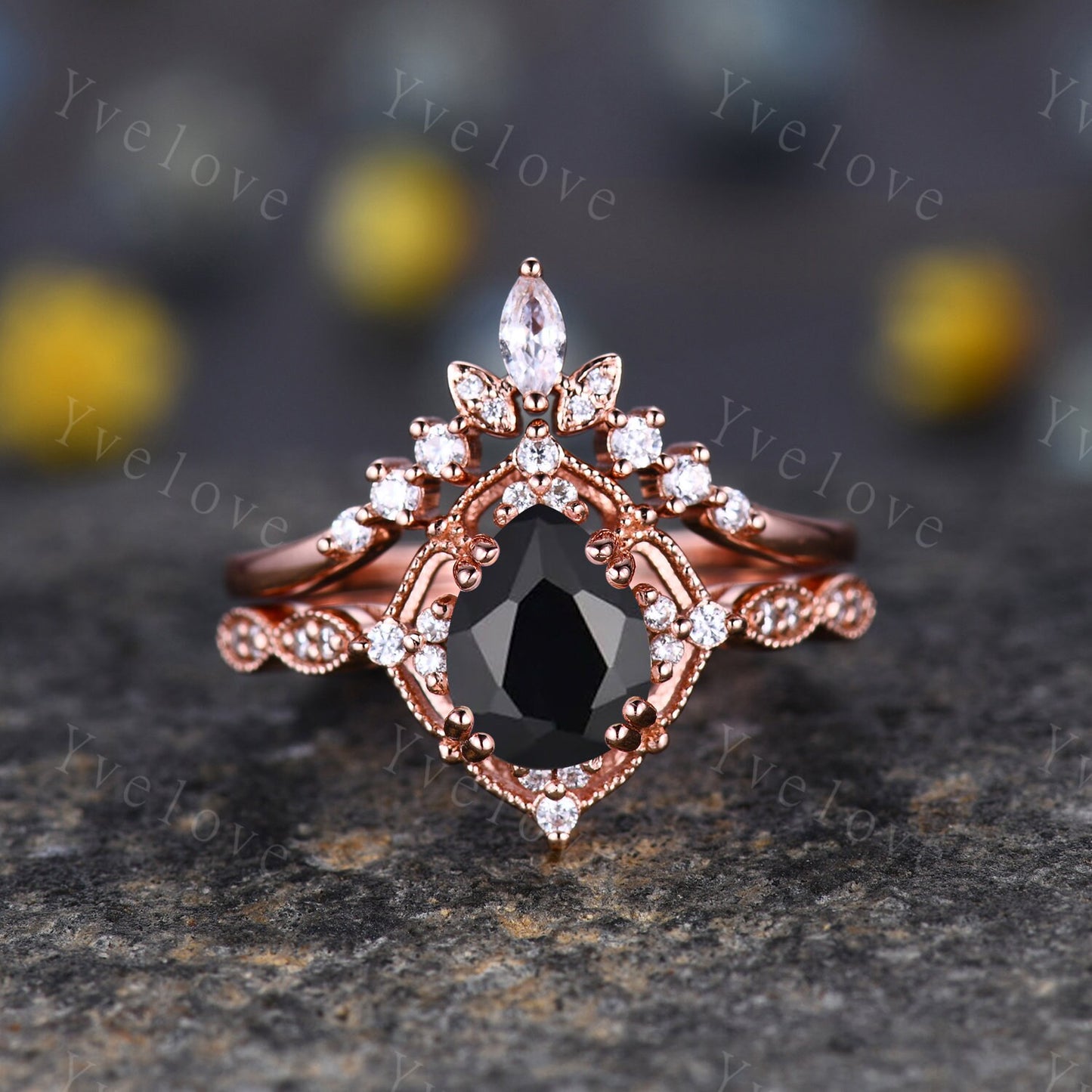 Vintage Black Onyx Engagement Ring,Pear Shape Black Onyx Ring Set,14K Gold Ring,Unique Women Moissanite Promise Ring For Her,Handmade Ring